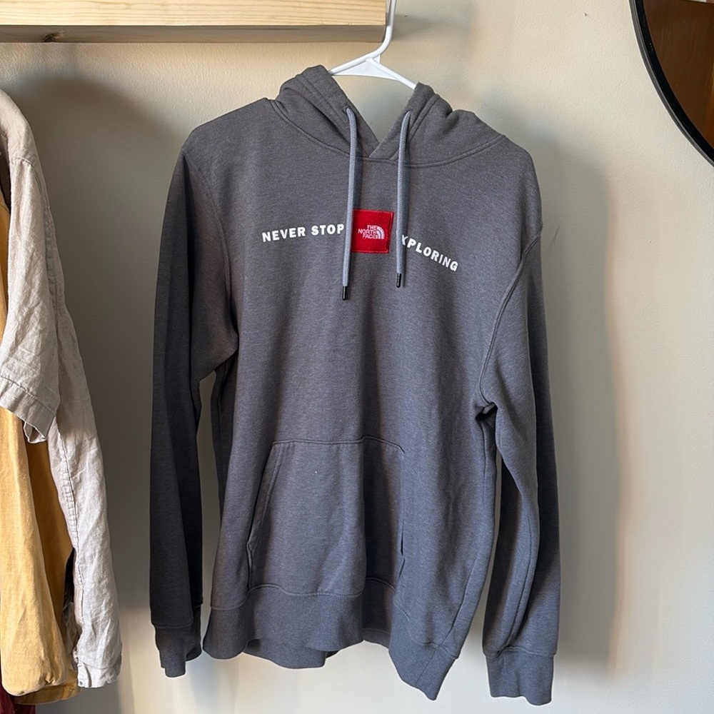 North face hoodie lightly worn